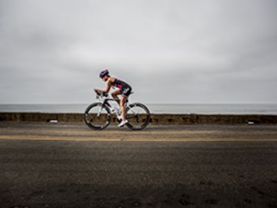 From Knickerbockers to Lycra: Tri Gear History