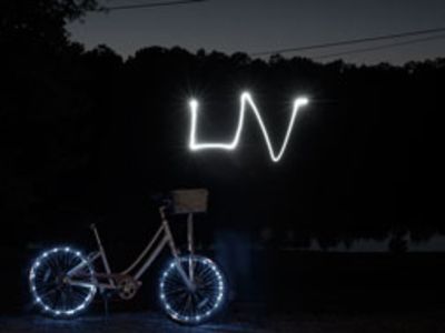 Cycling at Night: How to Light Up Your Bike 