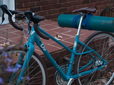 How to Carry a Yoga Mat on a Bike