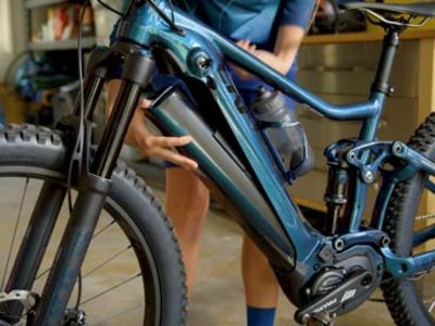 How to Remove and Replace a Liv E-bike Battery