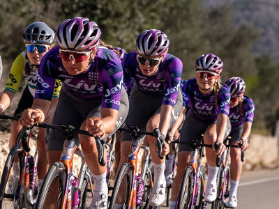 How to Draft on a Road Bike