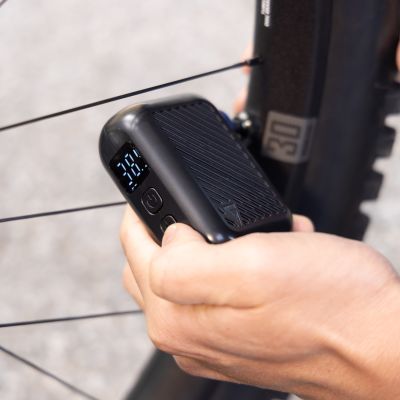 Psi Rider CONTROL GO E MINI PUMP | Electric Mini Bike Pump | Giant Bicycles Ireland