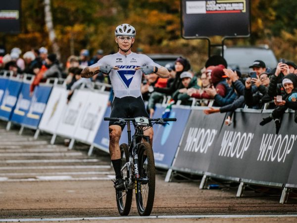 Lillo Leads Giant MTB Squad with Multiple World Cup Wins!