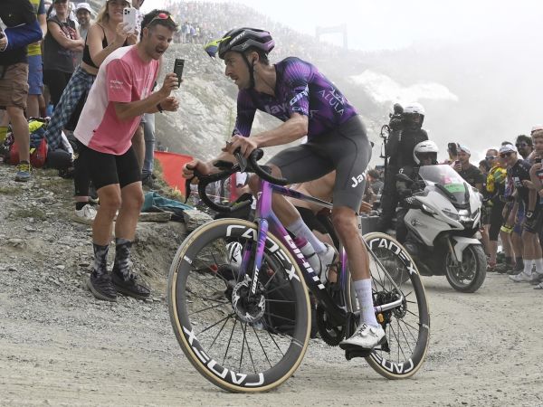 Team Jayco AlUla Earns Multiple Stage Wins at Giro d'Italia! 