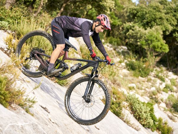 La Leçon Numéro 2 d'El Profesor - Passer une dalle en pente