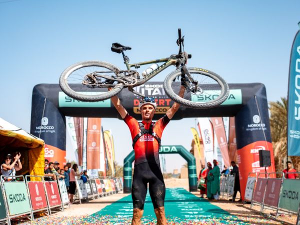 Luisle conquista la Titan Desert Morocco