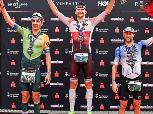 Dylan Magnien termine sur le podium de I'IronMan Calella-Barcelona.