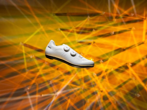 Liv introduit une nouvelle gamme de chaussures pour le vélo de route, ...