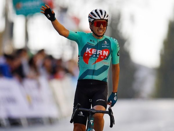 Gran tercer puesto del Equipo Kern Pharma en Jaén