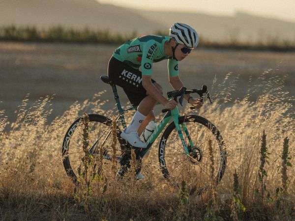 Ho Yen Yi da el salto al Equipo Kern Pharma tras su formación en el Giant Grassroots Program