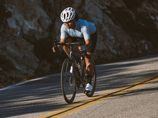 How to Descend on a Road Bike