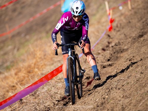 渡部選手がJCXシリーズ第8戦で今季初優勝　世界選に向けて弾み