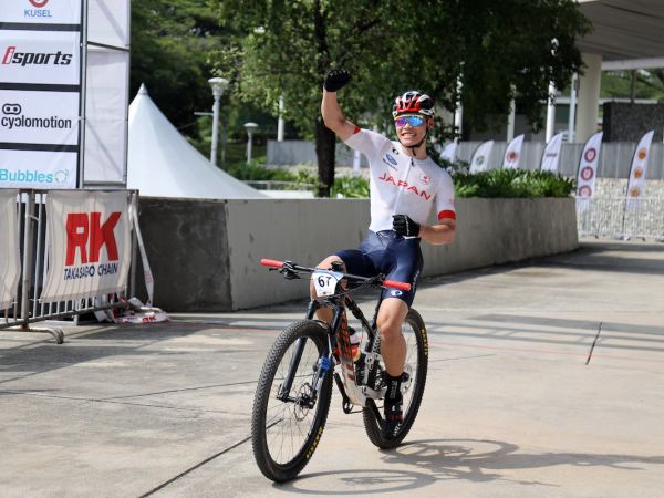 MTBアジア選手権で副島選手が優勝！XCO U23アジアチャンピオンに
