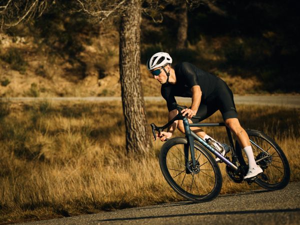 Nieuwe CADEX Max 50 WheelSystem en Aero Tire: één geheel, ontworpen voor maximale efficiëntie