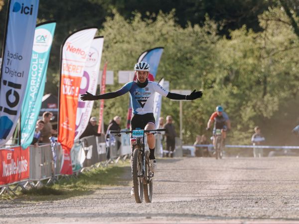 Victoire de Marc Colom sur la Coupe de France VTT à Guéret