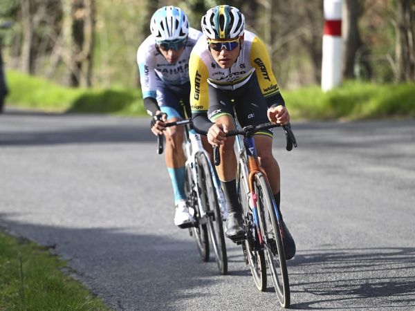 Plapp Grabs Paris-Nice GC Lead on New Max 40 WheelSystem!