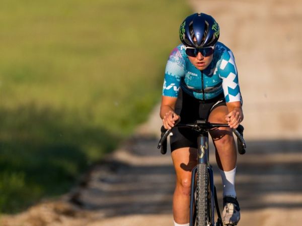 7 Tricks to Help You Stay on Track and Achieve Your Goals