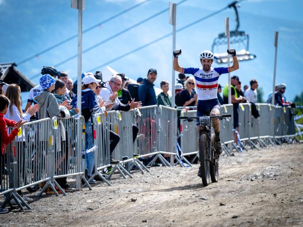 Marc Colom s’impose à Puy-Saint-Vincent !