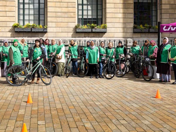 Terugblik: Het Rotterdams peloton bij de Tour de France Femmes