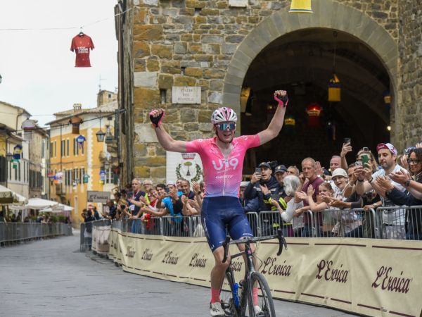 Victoire de Conor Murphy sur l’Eroica Juniores – Coppa Andrea Meneghelli !