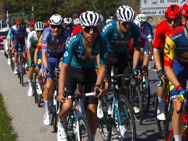 El Equipo Kern Pharma inicia la Volta con entusiasmo