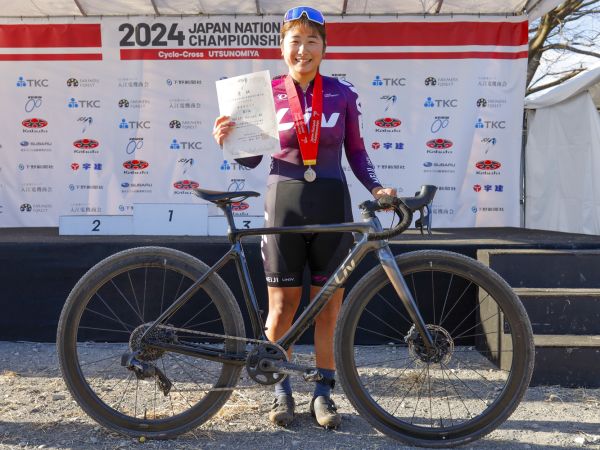 シクロクロス全日本選手権で渡部春雅選手が2位入賞