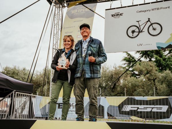 Liv Wins FSA Bike Festival Awards Riva del Garda For The Lurra 1! 