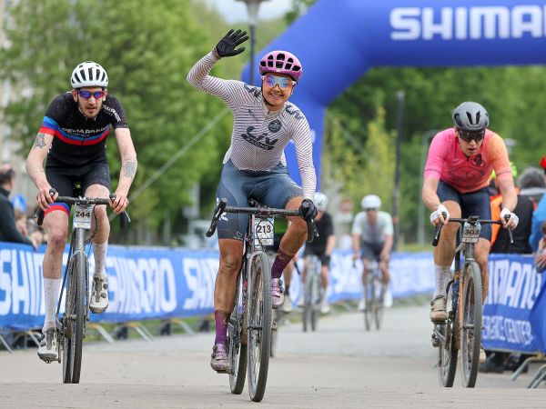 Tessa Neefjes Wins the Gravel Fondo Limburg in Valkenburg!