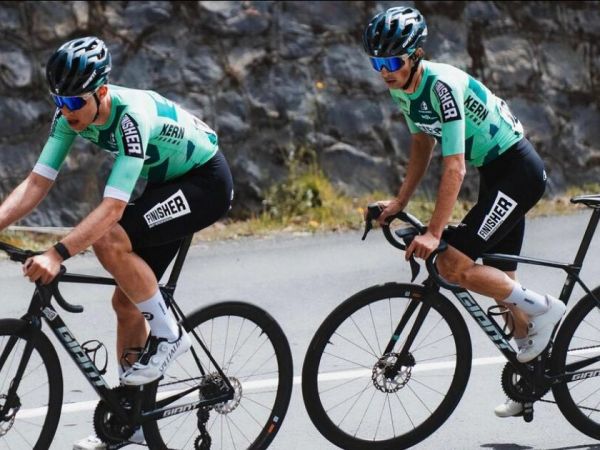 Pódium del Equipo Finisher con Unai Ramos en Gorla