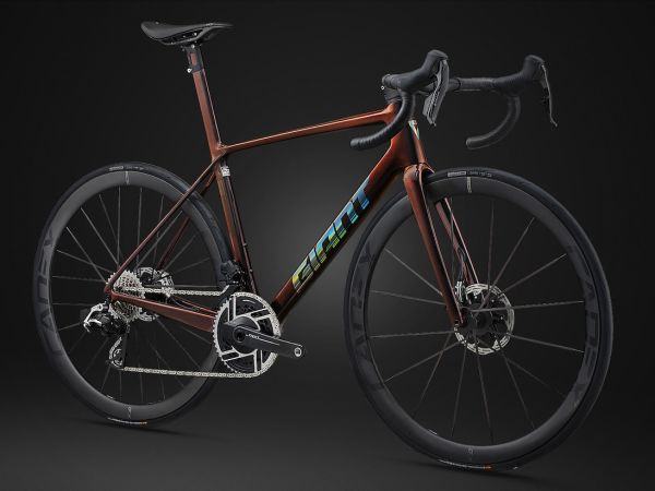 2025「TCR ADVANCED SL 0 RED」発売