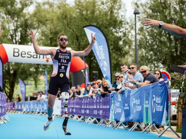 Jules Ribstein a brillé sur la World Triathlon Para Cup de Besançon !