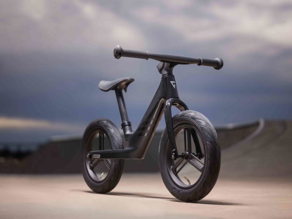 Giant introduceert Pre rCarbon loopfiets van duurzaam gerecycled carbon