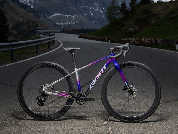 Seek Wins Design Gold as Media Hails Giant's Youth Road Revolution!