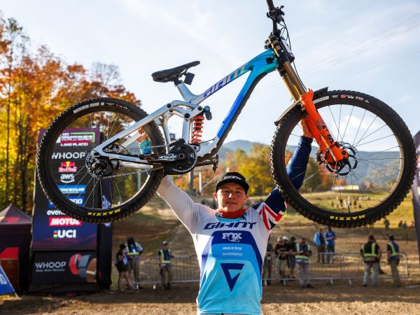 Luke Meier-Smith Scores His First DH World Cup Win!
