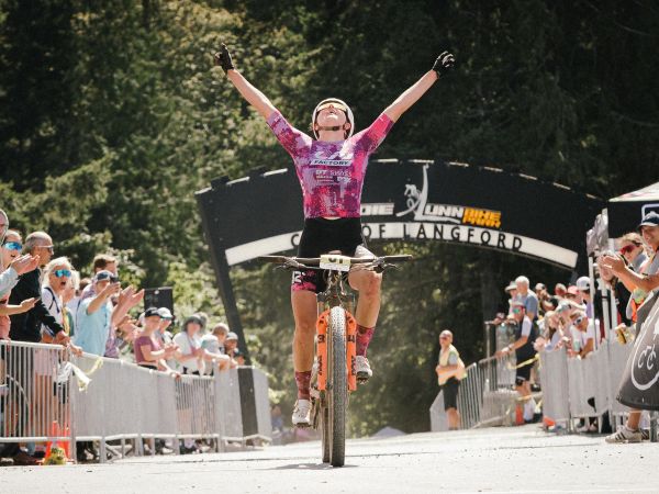 Marin Lowe Wins the U23 Canadian XCO Championships in Langford, BC!