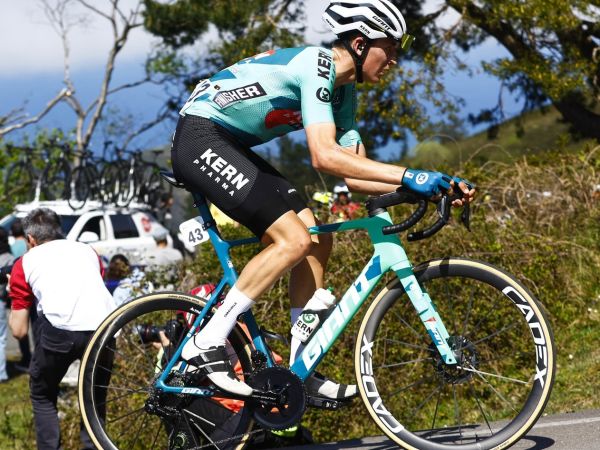 Gran nivel del Equipo Kern Pharma en Bélgica y Turquía