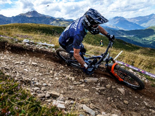 Deniaud Scores His First EDR World Cup Win!