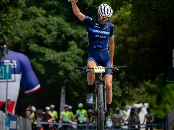 Marc Colom conserve son titre de Champion de France de VTT XCO dans la catégorie Master, sur son Anthem Advanced 29.