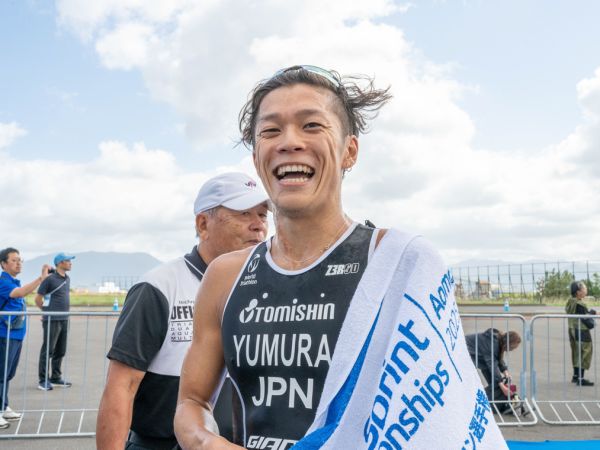 湯村選手が日本スプリントトライアスロン選手権で優勝！