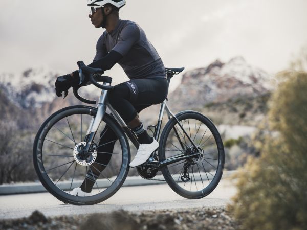 CADEX MAX 40 ?????????