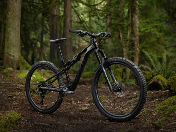Giant presenteert Stance met nieuwe generatie FlexPoint-vering