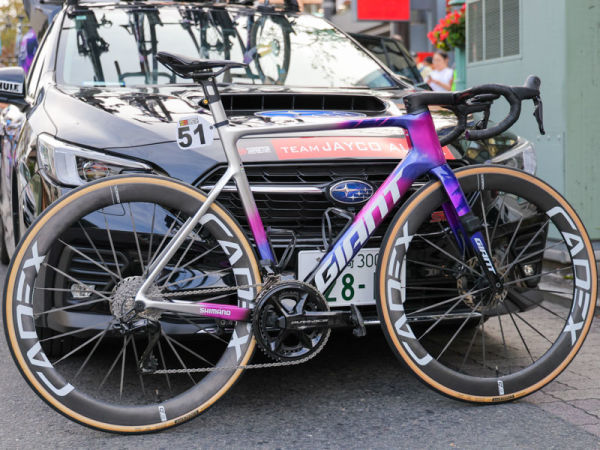 バイクチェック：TEAM JAYCO ALULAが駆るPROPEL ADVANCED SL