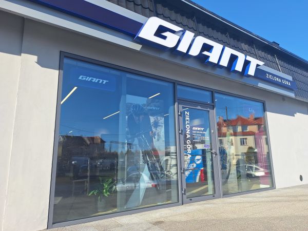 Witryna Giant Zielona Góra