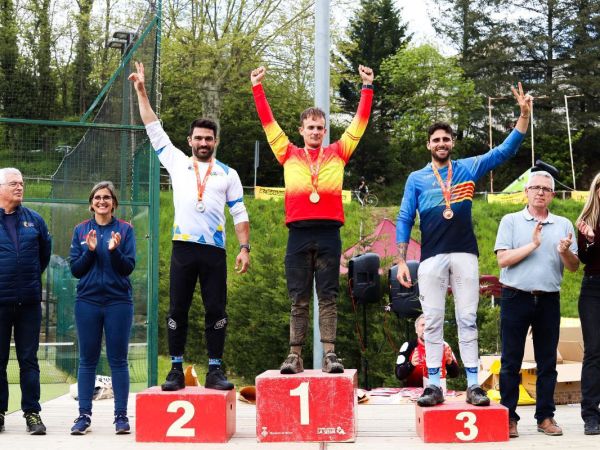 Marco Veiga, Campeón de España de Enduro 2025 con su Giant Reign