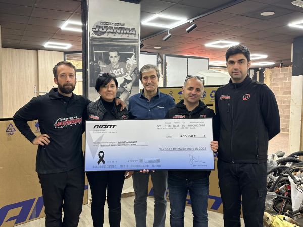 Giant Ibérica recauda 30.500€ para tiendas de ciclismo afectadas por l...