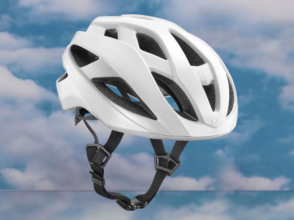 ギア新製品:「Liv REV COMP」ヘルメット 発売