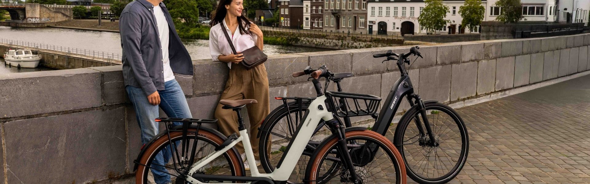 E-BIKE RANGE AND CHARGING