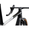 Image 8 of 11 - MY27RevoltAdvancedSL0_ColorARawCarbon_PrismPearl-D9