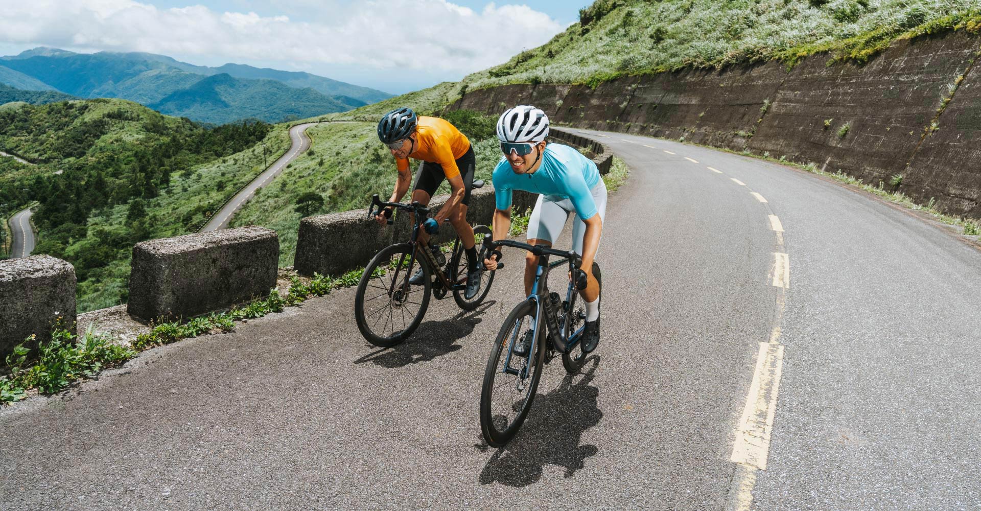 Cyclist with sunglasses