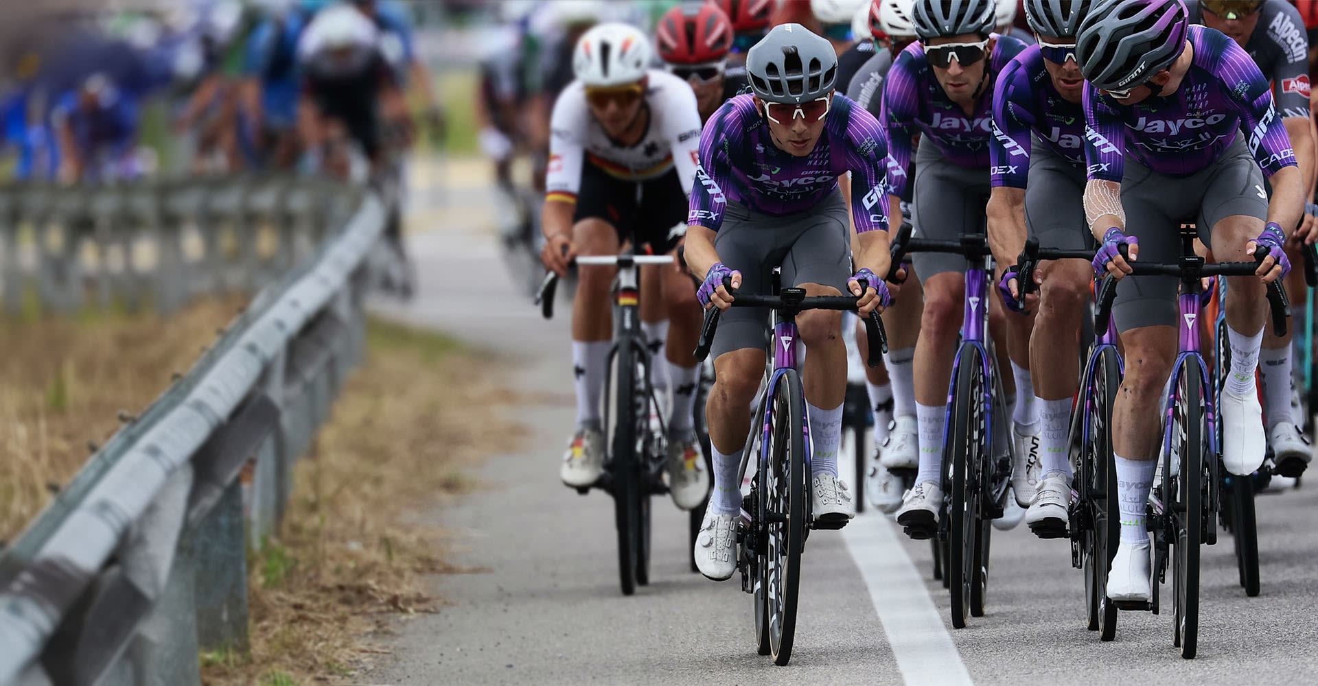 GreenEdge Cycling - Team Jayco UlUla